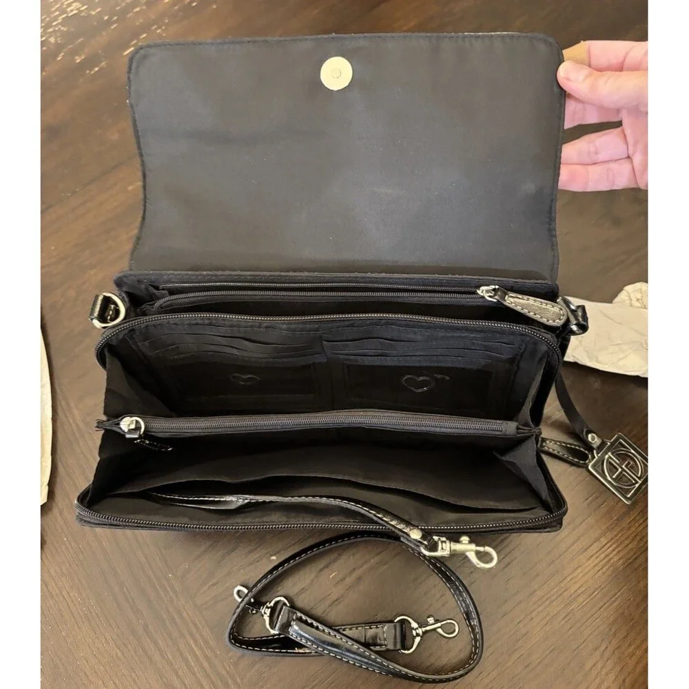 NWOT Giani Bernini Black Monogram Purse Handbag Faux Leather & Canvas 4” X 10”
